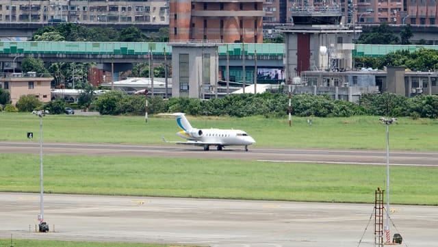 N818AC - Business jet