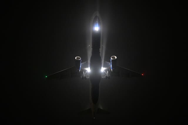 N946JL - Twin-engine aircraft