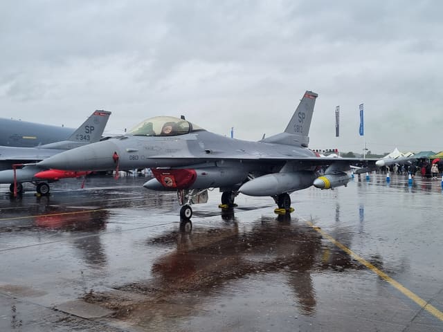  - Single-engine aircraft