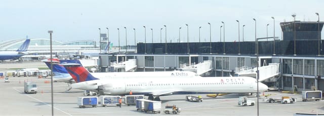 N904DA - Aircraft
