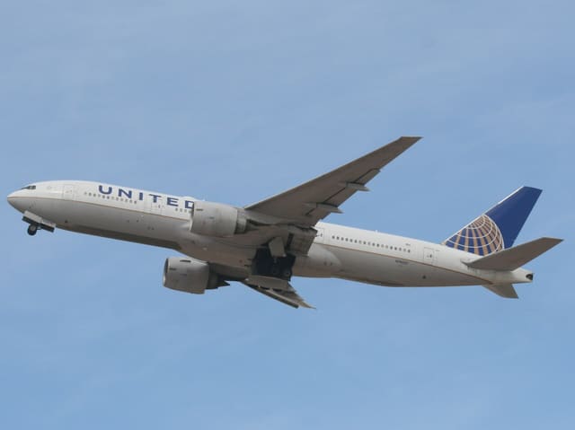 N74007 - Boeing