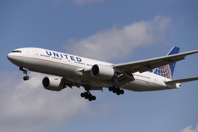 N785UA - Boeing