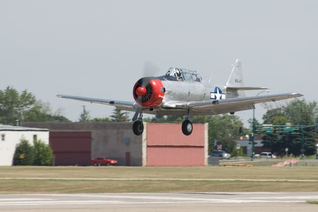 N7083C - Warbird