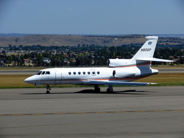 N80GP - Business jet