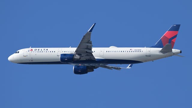 N323DN - Airbus