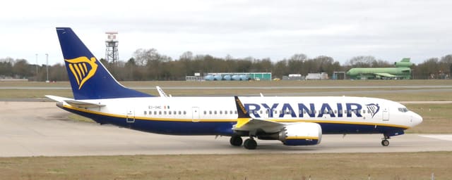 EI-IHC - Twin-engine aircraft