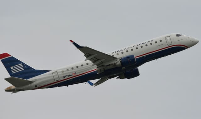 N112HQ - Embraer