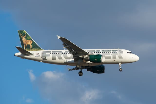 N918FR - Twin-engine aircraft