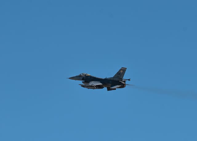  - Single-engine aircraft