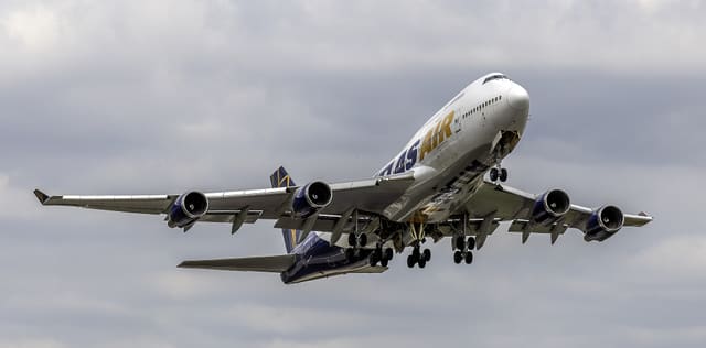 N322SG - Boeing