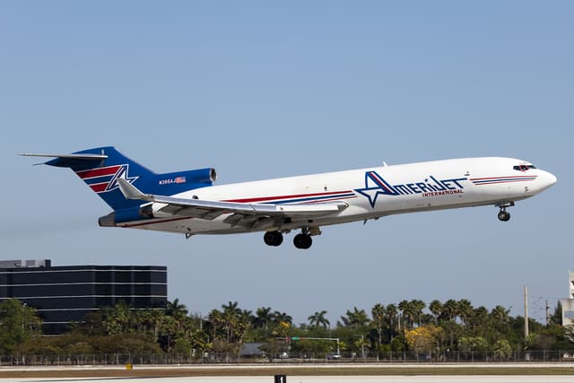 N395AJ - Boeing