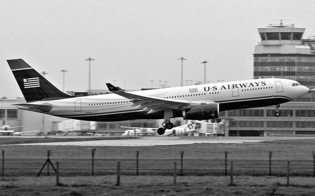 N290AY - Airbus