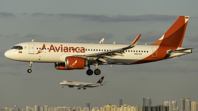 N967AV - Airbus