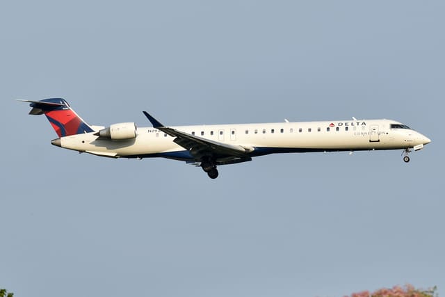 N293PQ - Bombardier