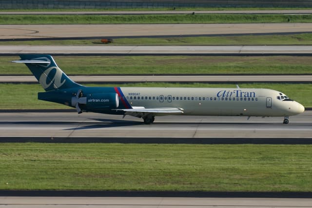 N990AT - Boeing