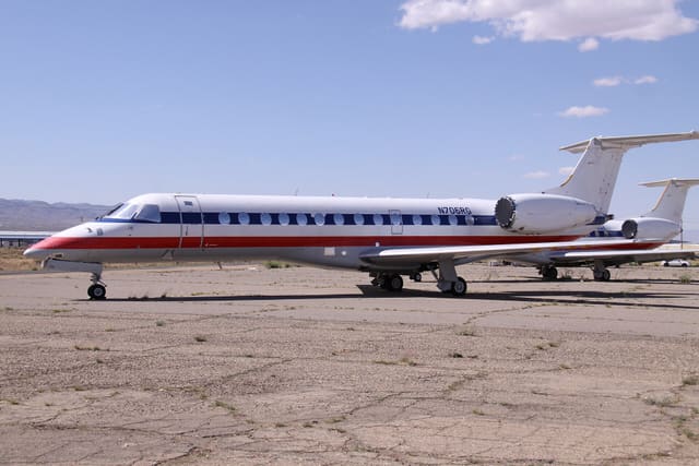 N706RG - Twin-engine aircraft