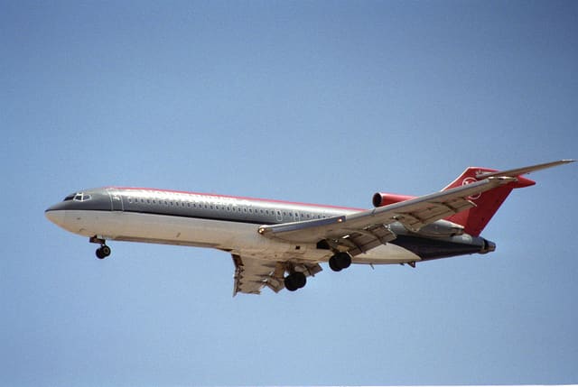 N742RW - Boeing