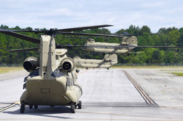  - Helicopter