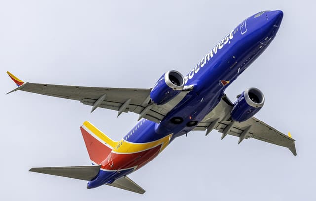 N8824Q - Boeing