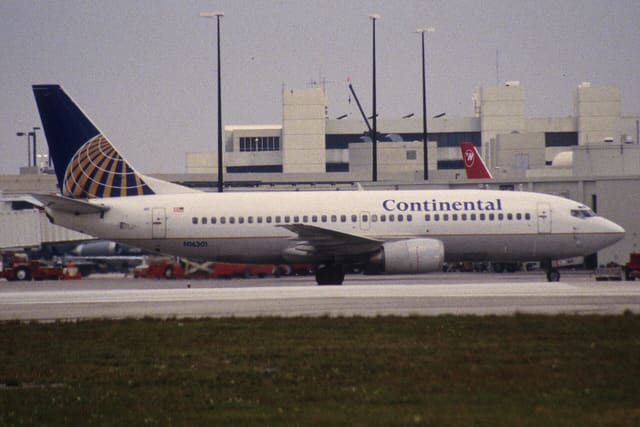 N16301 - Boeing