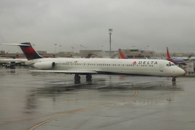 N904DE - Aircraft