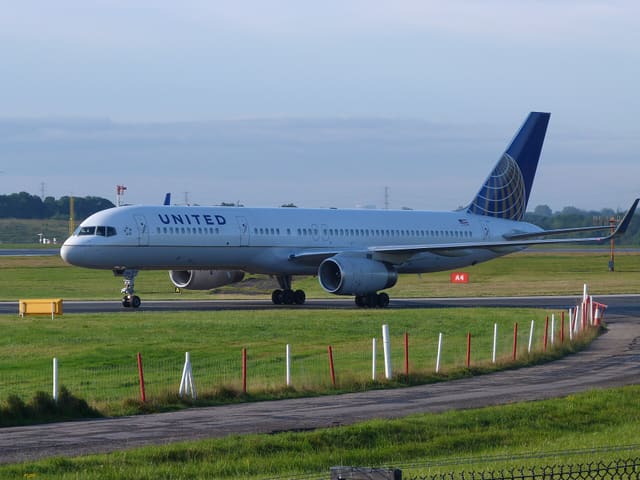 N12114 - Boeing