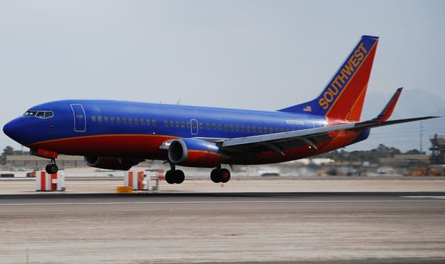 N372SW - Boeing