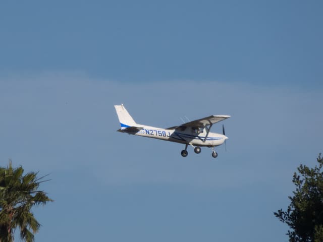 N2758J - Cessna