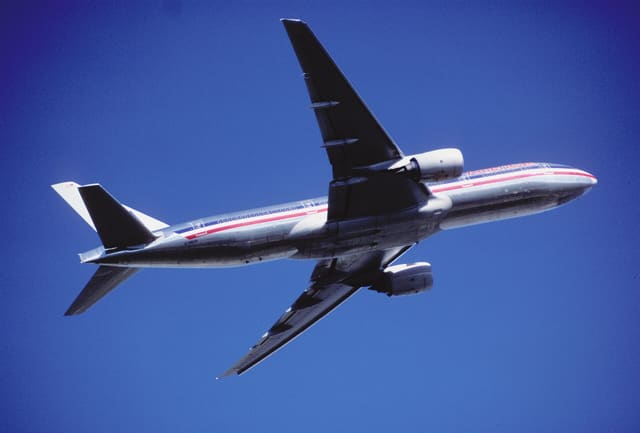 N788AN - Twin-engine aircraft