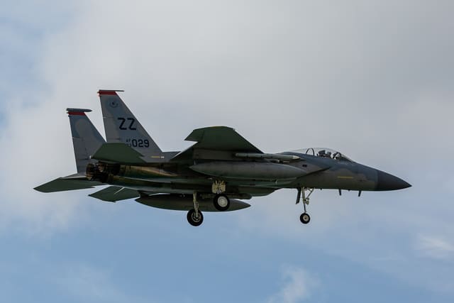  - Twin-engine aircraft