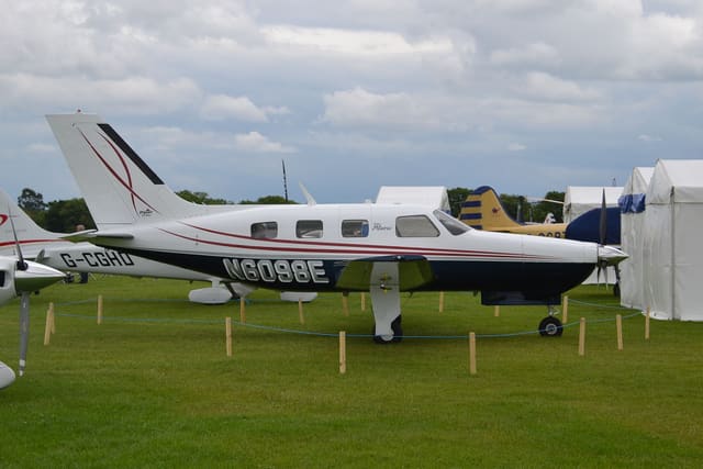 N6098E - Piper