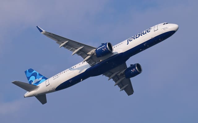 N2142J - Airbus