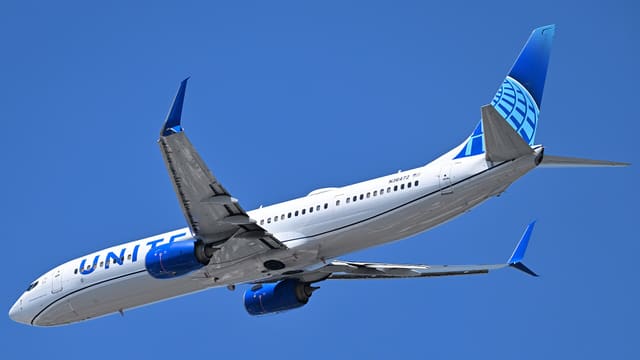 N36472 - Boeing
