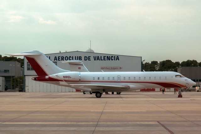 N181CL - Business jet