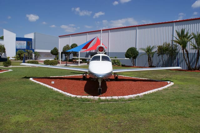N360PJ - Business jet