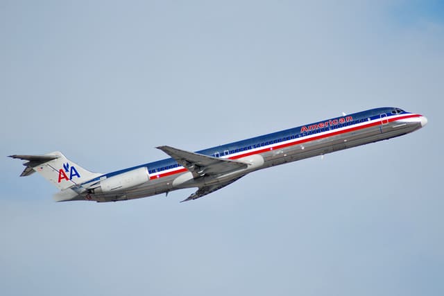 N970TW - Douglas