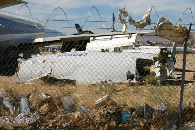 N13067 - Aircraft
