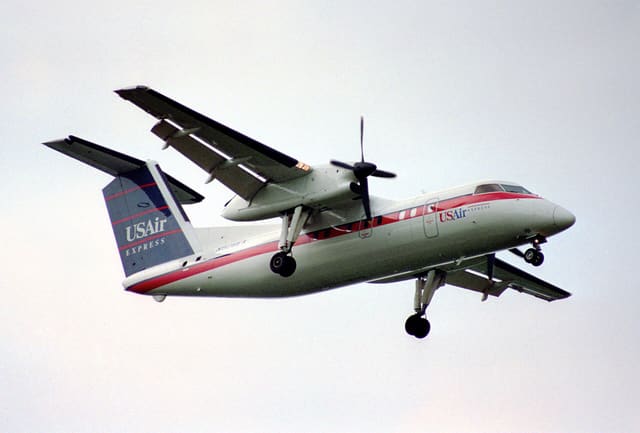 N827EX - De Havilland