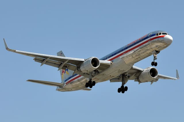 N690AA - Boeing