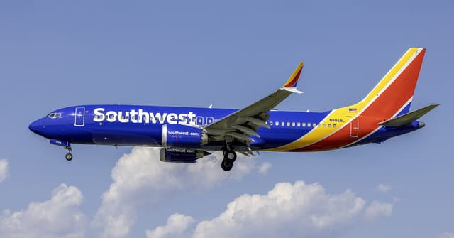 N8868L - Boeing