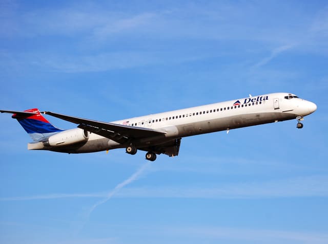 N907DE - Aircraft