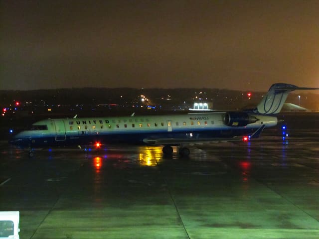 N161GJ - Bombardier