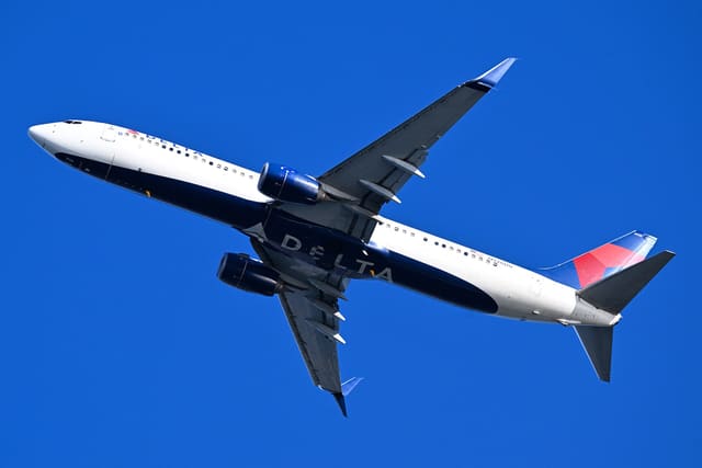 N928DU - Boeing