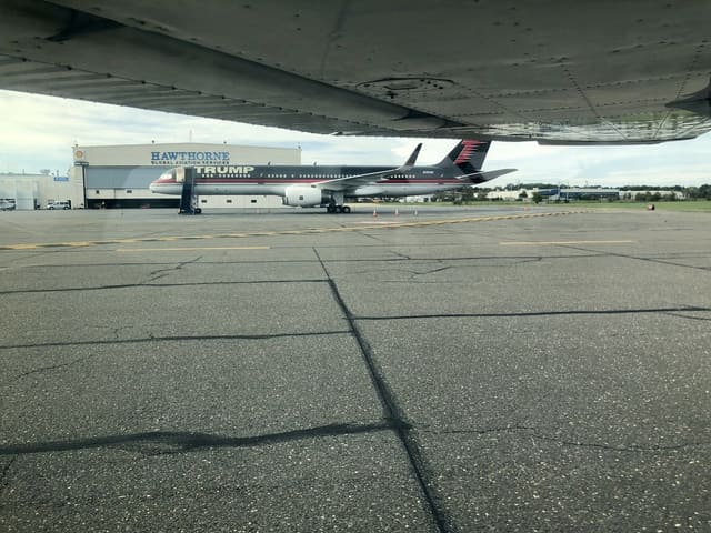 N757AF - Twin-engine aircraft