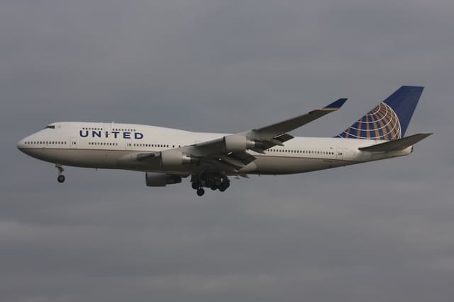N175UA - Boeing