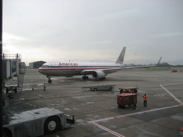 N379AA - Boeing