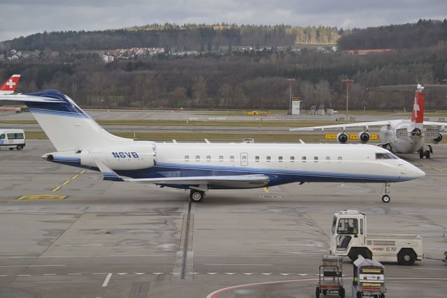 N6VB - Bombardier