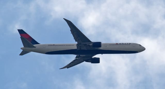 N834MH - Boeing