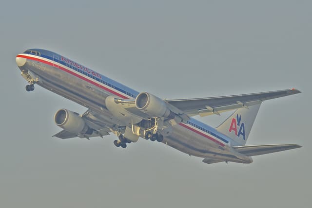 N398AN - Boeing