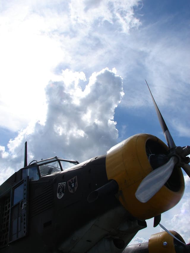 N352JU - Aircraft